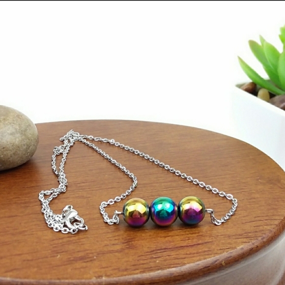 Harriet Ave Jewels Jewelry - Iridescent Hematite Bead Necklace